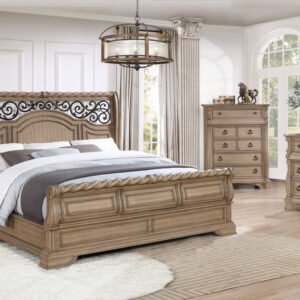 B7010 - Queen/King Bedroom Set (Free chest)